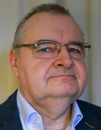 Dr. Dirk Spingat